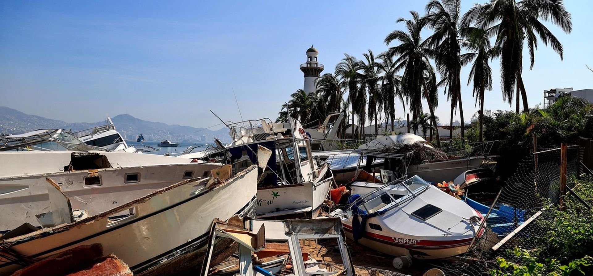La zona afectada tras el paso del huracán Otis, hoy en el balneario de Acapulco, en el estado de Guerrero (México) Foto: EFE/David Guzmán La zona afectada tras el paso del huracán Otis, hoy en el balneario de Acapulco, en el estado de Guerrero (México) Foto: EFE/David Guzmán