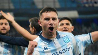 Maravilla Martínez marcó un golazo para Racing.