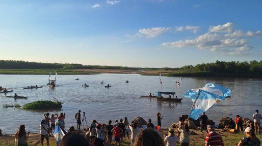La remada en defensa del río Paraná pasó por Diamante
