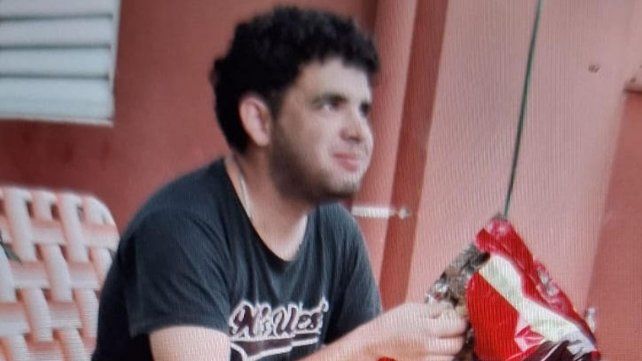 Solicitan colaboración de la población para dar con el paradero de Gastón Eliseo Berón