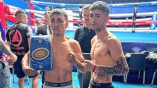 Los santafesinos Alexis Sicilia y el Chapu Cantero en el pesaje oficial previo al combate.