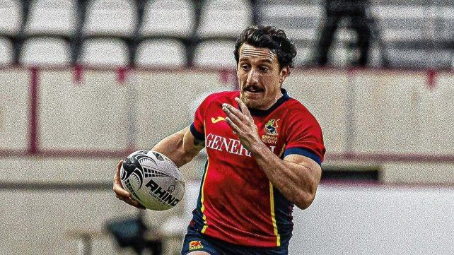 El medio scrum santafesino Tani Bay integra el plantel de Los Leones españoles.