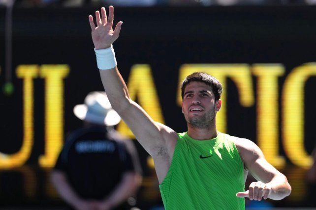 Alcaraz sigue firme en la búsqueda de su primer Abierto de Australia