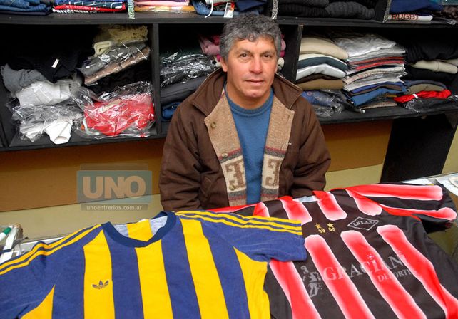 UNO entrevistó a Salvaña cuando Patronato recibió a Central por el campeonato de la B Nacional. Copito vistió las dos casacas.