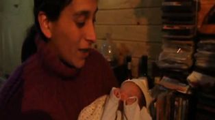 Una mujer dio a luz a su séptimo hijo varón y espera que Cristina sea la madrina