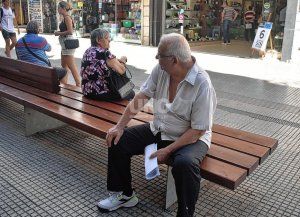 Jubilados de Santa Fe: desde octubre dejó de aplicarse el aporte solidario y cobrarán más de bolsillo