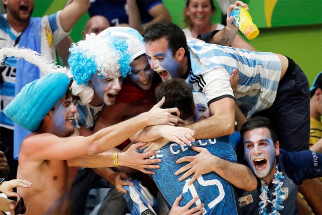 El vóley argentino comenzó con el pie derecho ante Irán en los Juegos Olímpicos
