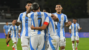 Carrizo y Echeverri, los protagonistas de la victoria de la selección argentina ante Uruguay en el Sudamericano sub-20.