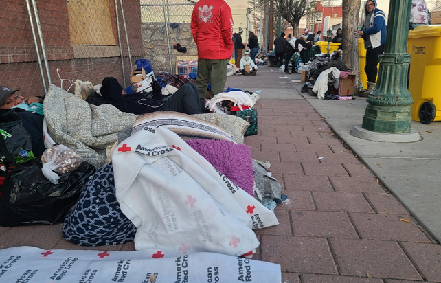 Las calles de El Paso, desbordadas de inmigrantes llegados desde M&eacute;xico. El alcalde, un dem&oacute;crata, declar&oacute; que la ciudad alcanz&oacute; su "punto de quiebre". La paciencia se agot&oacute;.&nbsp;