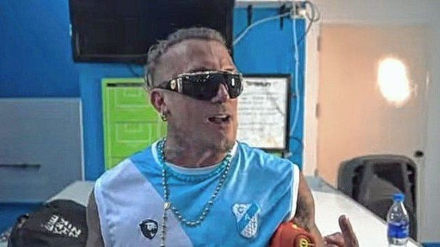 El Polaco fue presentado como refuerzo de Temperley
