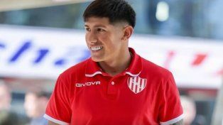 Unión analiza a un volante central ante la posibilidad de sumar un refuerzo por Lautaro Vargas