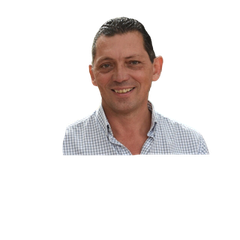 Patricio Bolton / Maestro y profesor en ciencias de la educación.