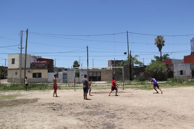 Barranquitas: piden una ayuda para que decenas de pibes sigan jugando al fútbol