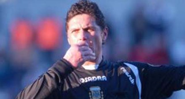 Esc&aacute;ndalo: un ex &aacute;rbitro denunci&oacute; arreglos