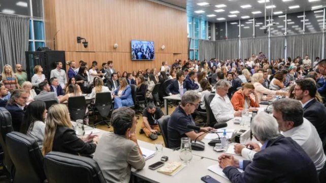 Un plenario de cuatro comisiones dictaminó el proyecto oficialista para el Régimen Penal Juvenil