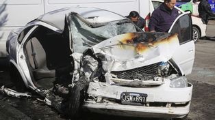 Dos chicas mueren al chocar cuando corrían una picada