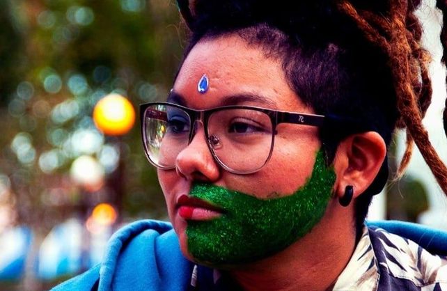 Tegan Guanco es&nbsp;el primer caso en la provincia por luchar por el reconocimiento de su identidad de g&eacute;nero como no binarie.