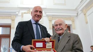 “Es un orgullo decir que la provincia de Santa Fe paga el 82 por ciento móvil”