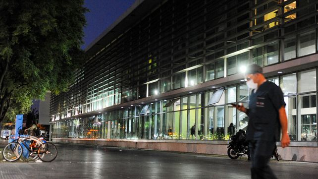 El hombre baleado en Vera Mujica y Garibaldi falleció en el Heca.
