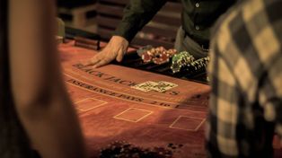 Breve historia y las reglas del blackjack