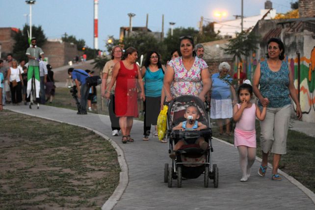 Se inauguró otro tramo del renovado Paseo Escalante