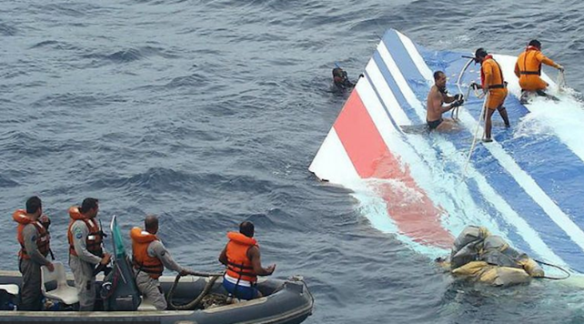 La Justicia francesa absuelve a Air France por el trágico vuelo Río-París en el que murieron 228 personas