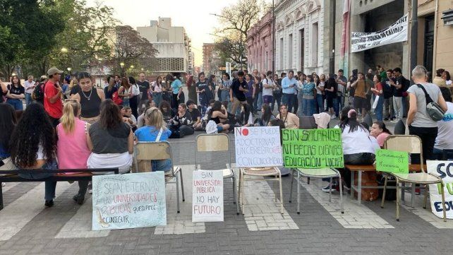 La Facultad de Ciencias de la Educación de la UNER aprobó un plan de lucha sin toma.