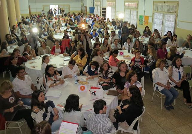 Educación busca ampliar el alcance de la modalidad hospitalaria y domiciliaria