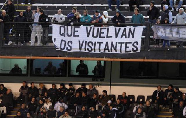 Berni confirmó que en el próximo torneo tampoco habrá hinchas visitantes