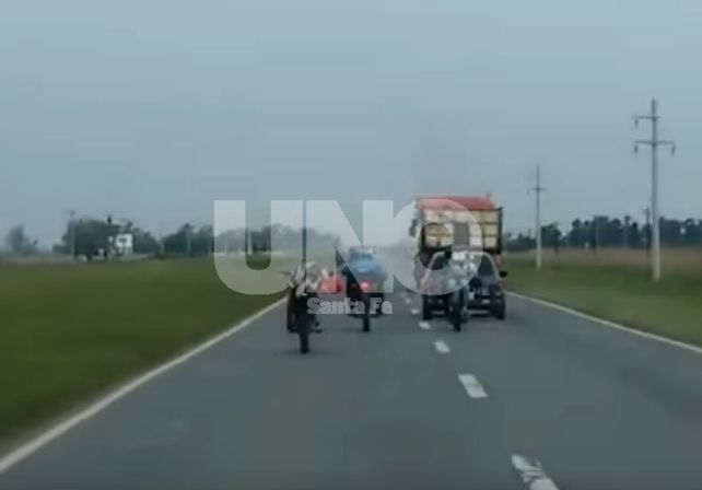 Video: jóvenes motociclistas arriesgando su vida en plena Ruta 34