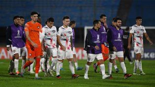 San Lorenzo se quedó sin entrenador y busca entre las alternativas a los ex Newells y Central.