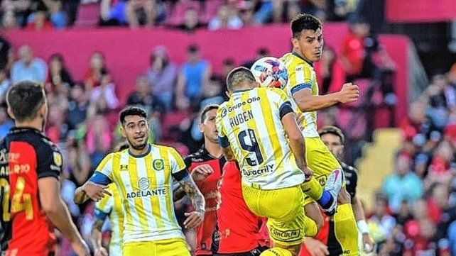 El último antecedente del DT de Unión frente a Colón