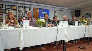 Acuerdo: aumentaron los sueldos a los trabajadores avícolas