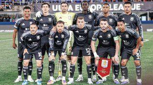 Aston Villa de Dibu Martínez sacó un buen resultado.
