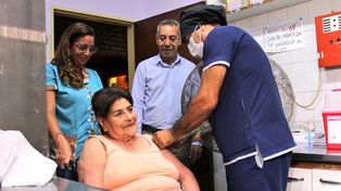 La provincia comenzó la aplicación de las vacunas bivalentes contra el coronavirus