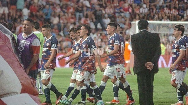 Unión busca ante Argentinos su primer triunfo en el año.