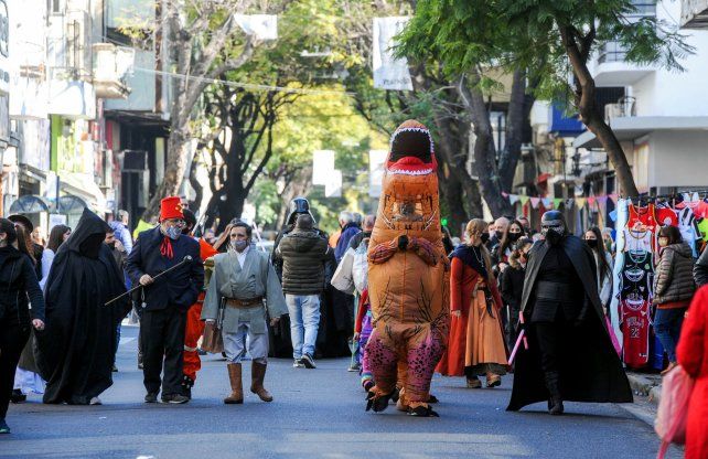 La calle San Luis vuelve a ser peatonal para atraer clientes