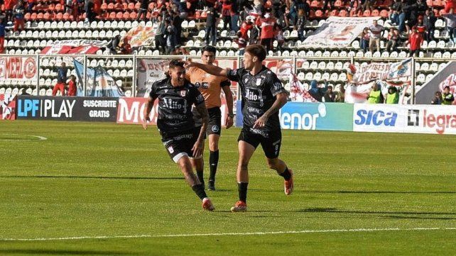 Morón venció a Racing (C) y sigue arriba en la zona A de la Primera Nacional