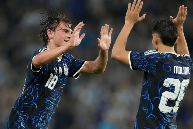 La selección argentina hará su debut en el Mundial ante Argelia en Kansas.