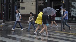 El tiempo en Rosario: un miércoles pasado por agua y con alerta amarillo