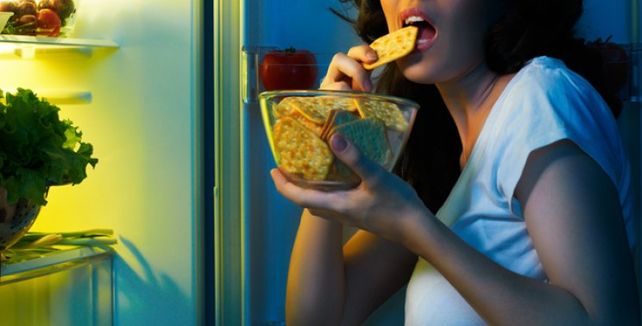 El picoteo es una epidemia: el 70% siente deseo de comer entre comidas