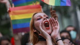 La policía turca reprimió la marcha del orgullo gay en Estambul