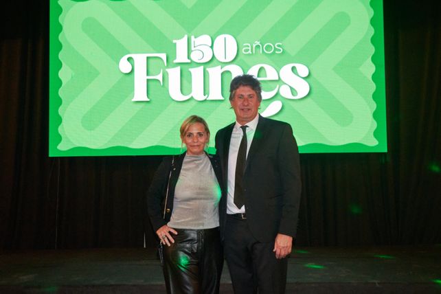 . Romina Hoffman y Roly Santacroce