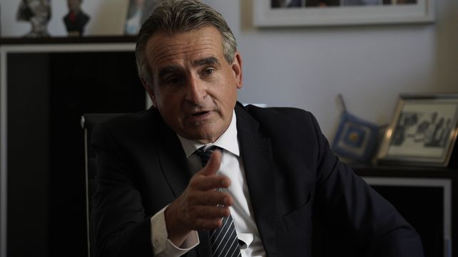 El ministro rosarino del gabinete nacional dijo que este fin de semana podría haber buenas noticias respecto a más vacunas.