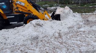 Fotos y videos registraron la caída de granizo.&nbsp;