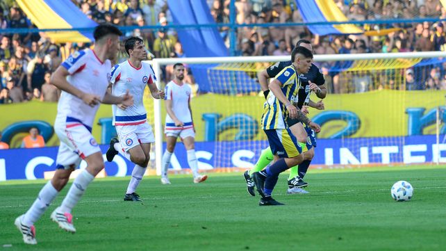 Oviedo ingresó en el inicio del complemento en el partido en el que Central derrotó a Argentinos Juniors.