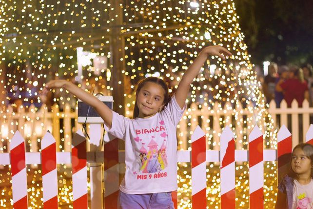 En Venado Tuerto el evento incluyó la obra teatral “Navidad: Made in Argentina”
