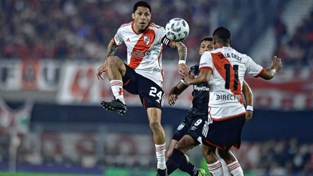 Enzo Pérez y Nicolás De la Cruz