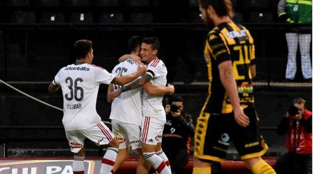 Newells consiguió su primera victoria del campeonato ante Olimpo en Rosario