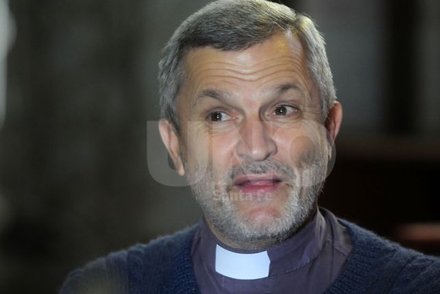 Padre Axel Arguinchona